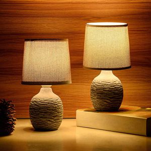 Produktbild für Tischlampe BRUBAKER mit E14-Fassung