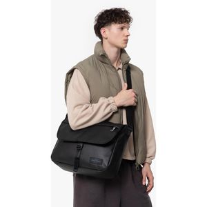 Produktbild für Umhängetasche Eastpak Delegate+ Tarp Black2, aus Polyester