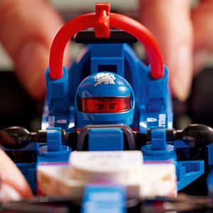 Produktbild für Klemmbausteine LEGO Speed Champions 77246 ab 18 Jahre