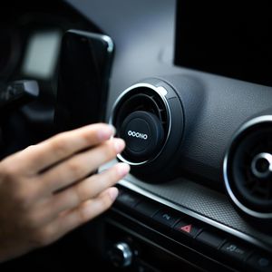 Produktbild für Handyhalterung OOONO Auto Verkehrs-Alarm