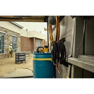 Produktbild für Akku-Transferpumpe DeWalt DCE050N-XJ