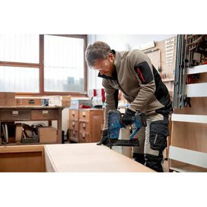 Produktbild für Elektrotacker Bosch GTH 18V-38 M, inkl. Koffer