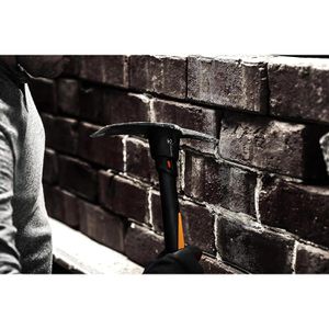 Produktbild für Kreuzhacke Fiskars Pro IsoCore S, Spitzhacke