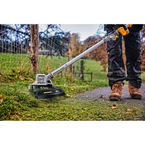 Produktbild für Rasentrimmer DeWalt DCMST561N-XJ, Akku