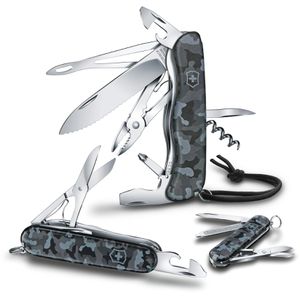 Produktbild für Taschenmesser Victorinox Huntsman 1.3713.942, navy camouflage