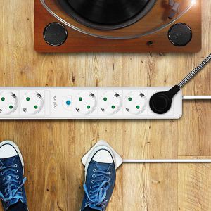 Produktbild für Steckdosenleiste LogiLink mit 1,5m Kabel