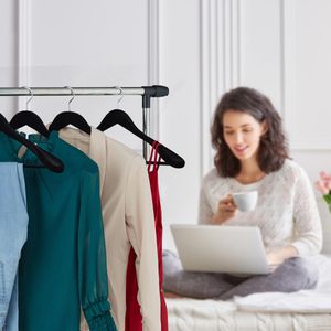 Produktbild für Kleiderbügel Relaxdays 10037738, aus Ahornholz