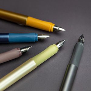 Produktbild für Füller Schneider Ceod Shiny, Feder M