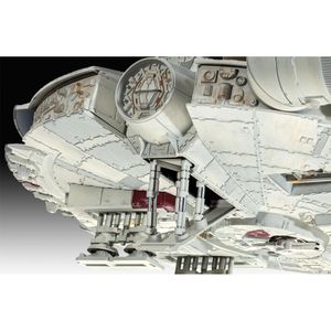 Produktbild für Modellbausatz Revell 06718 Millennium Falcon