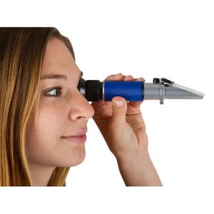 Produktbild für Refraktometer Kerbl 1464, analoges Handrefraktometer