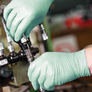 Produktbild für Einmalhandschuhe Franz-Mensch Safe Light, grün, 100 Stück