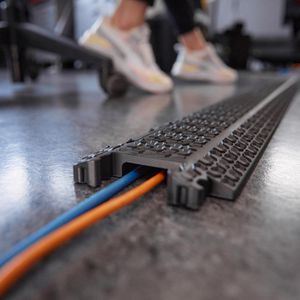 Produktbild für Kabelbrücke Defender XPRESS 40, 1 Kanal