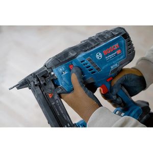 Produktbild für Elektrotacker Bosch GTH 18V-38 M, inkl. Koffer