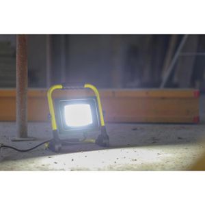 Produktbild für Baustrahler Kerbl LED, Netzbetrieb mit 1,5 m Kabel