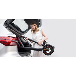Traglast schwarz, 120kg, – Mi E-Scooter 20km/h, 4 Scooter Pro, Reichweite 55km AG Böttcher Straßenzulassung, Xiaomi