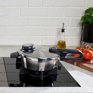 Produktbild für Schnellkochtopf Fissler Vitavit Premium Bratpfanne, 1,8 Liter