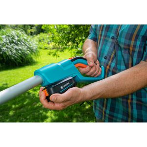 Produktbild für Heckenschere Gardena Teleskop THS 42/18V P4A solo