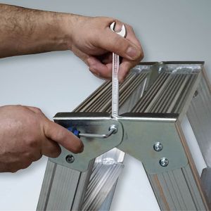Produktbild für Stehleiter Euroline Nr. 30577, 3057703, beidseitig begehbar