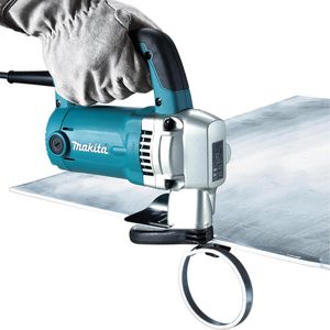Produktbild für Blechschere Makita JS3201J, gerade &amp; Kurvenschnitte, Elektro