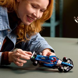 Produktbild für Klemmbausteine LEGO Speed Champions 77246 ab 18 Jahre