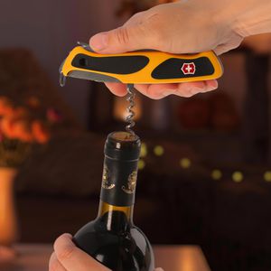 Produktbild für Taschenmesser Victorinox Ranger Grip Boatsman 0.9798.MWC8 gelb