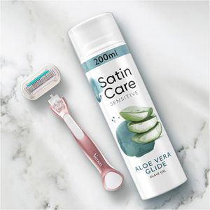 Produktbild für Rasiergel Gillette SatinCare Sensitive, hautberuhigend