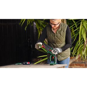 Produktbild für Astsäge Bosch EasyChain 18V-15-7, Akku