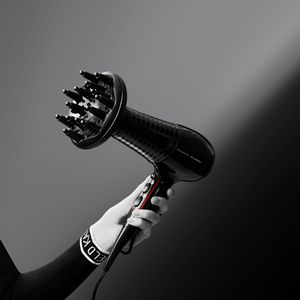 Produktbild für Haartrockner Rowenta x Karl Lagerfeld, CV591L