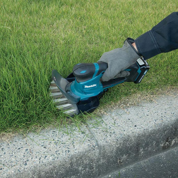 Makita Grasschere UM600DSMEX Strauchschere, Akku, 10,8V / 4,0Ah, mit 2