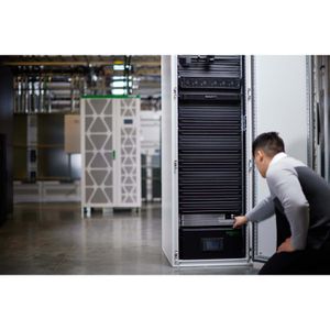 Produktbild für USV APC Smart-UPS Ultra 5000, SRTL5KRM2UI