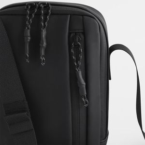 Produktbild für Umhängetasche BagBase Athlux BG319, aus Polyester, schwarz