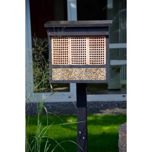 Produktbild für Insektenhotel dobar Profi, mit Erdspieß, aus Holz