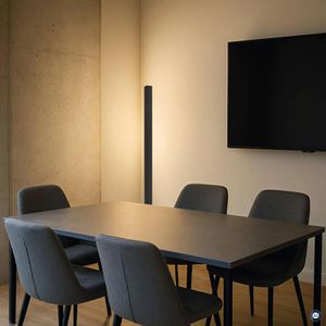 Produktbild für Stehlampe Maul Maulpino colour vario LED, schwarz, 113 cm