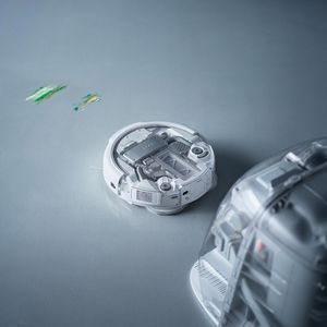 Produktbild für Saugroboter DJI Romo P, Station &amp; Roboter transparent &amp; weiß