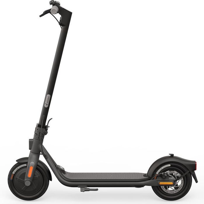 AG E-Scooter Segway-Ninebot Böttcher 100kg, – 20km/h, Traglast F20D, Straßenzulassung, Reichweite 20km