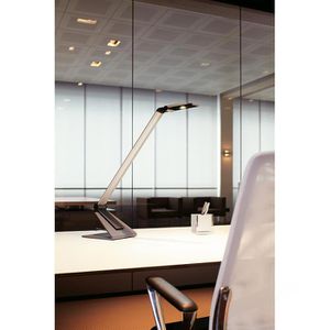 Produktbild für Schreibtischlampe Maul Maulsolaris, silber, LED