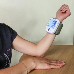 Produktbild für Blutdruckmessgerät Beurer BC 44, vollautomatisch