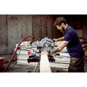 Produktbild für Kapp-Gehrungssäge Metabo KGS 305 M, Paneelsäge