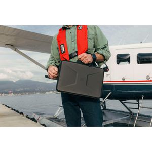 Produktbild für Laptophülle UAG Civilian Shock Sleeve, bis 14 Zoll