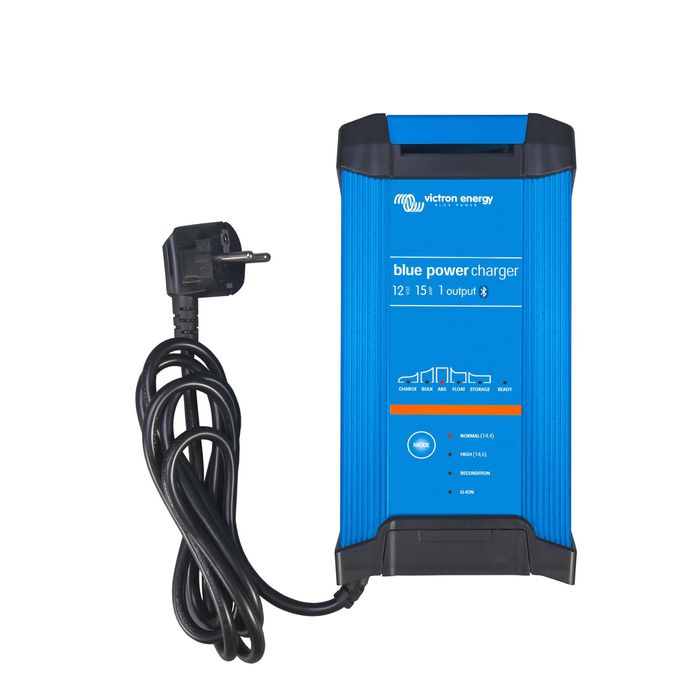 Victron Autobatterie-Ladegerät Blue Smart IP22, 12 V, 15 A, mit Bluetooth – Böttcher  AG