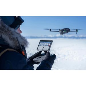 Produktbild für Drohne DJI Mavic 4 Pro, mit Controller RC 2 &amp; Akku