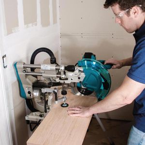 Produktbild für Kapp-Gehrungssäge Makita LS1019L, Paneelsäge