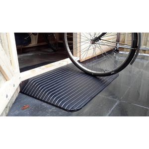 Produktbild für Bordsteinrampe bepco RB65246065, aus Gummi