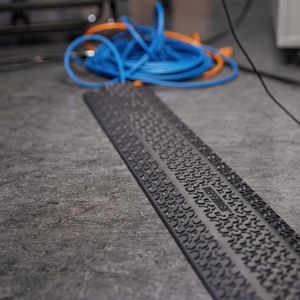 Produktbild für Kabelbrücke Defender XPRESS 40, 1 Kanal