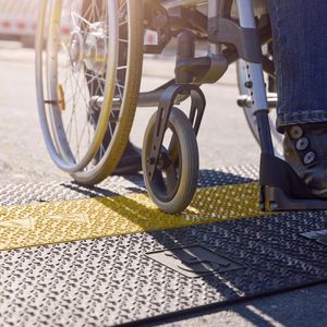 Produktbild für Kabelbrücke Defender Slim 5, 5 Kanal