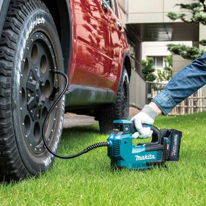 Produktbild für Kompressor Makita MP001GZ XGT, 74 dB(A), 40V