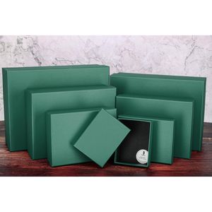 Produktbild für Geschenkbox Rössler-Papier Boxline Metallic opal, grün