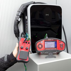Produktbild für Installationstester Benning 044106, IT 200 TrueRMS