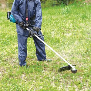 Produktbild für Rasentrimmer Makita UR007GZ01 XGT, Akku
