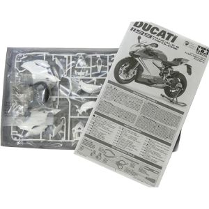 Produktbild für Modellbausatz Tamiya Ducati 1199 Panigale S Tricolore